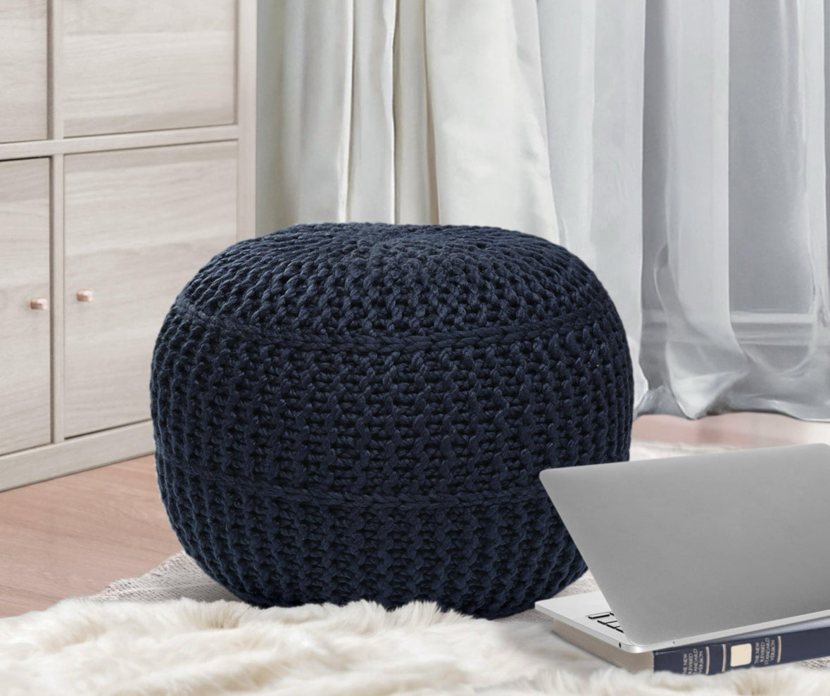 Knitted Pouf